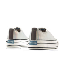 Cargar imagen en el visor de la galería, Bamba plataforma metalizada 60173 Mustang