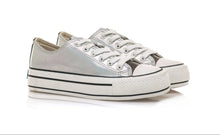 Cargar imagen en el visor de la galería, Bamba plataforma metalizada 60173 Mustang