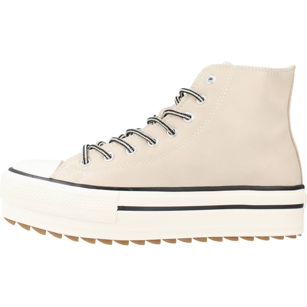 Victoria plataforma beige 061123